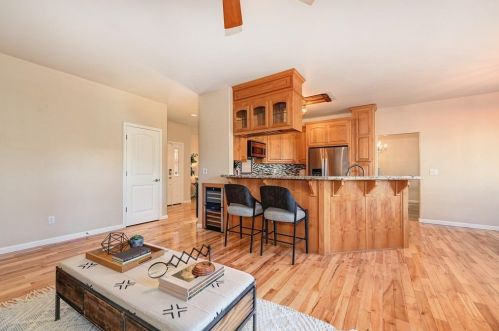 10570 Alta Sierra Dr, Grass Valley CA  95949-6840 exterior