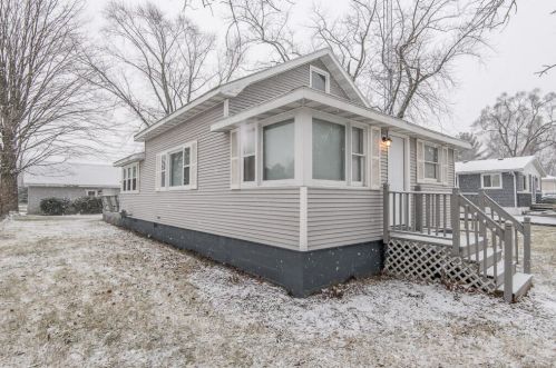 24805 Wilson St, Kansasville WI  53139-9770 exterior