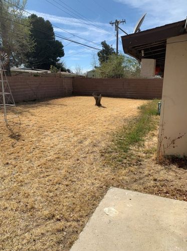 2026 Lingard St, Lancaster CA 93536-6513 exterior