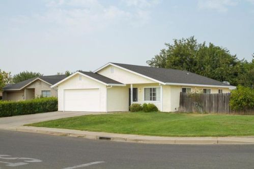 430 Scarlet Oak Dr, Gridley, CA 95948-3219