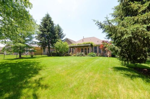 6774 Oleander Ct, Liberty Township OH  45044 exterior