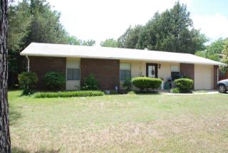 1206 Edinburg Ln, Denton TX  76209-8210 exterior