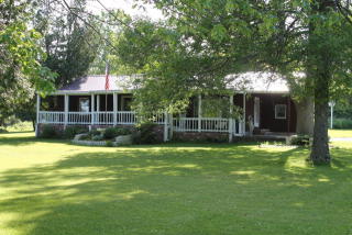 711 Point Au Roche Rd, Plattsburgh, NY 12901-5474