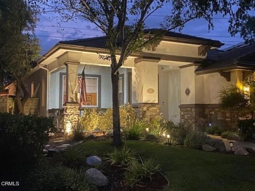 28517 Deer Springs Dr, Santa Clarita, CA 91390-4220
