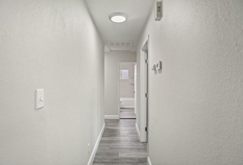 355 Linwood Ave, Turlock CA  95380-6315 exterior