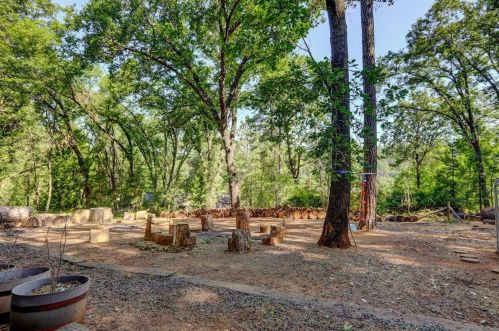 11594 Francis Dr, Grass Valley CA  95949-6675 exterior