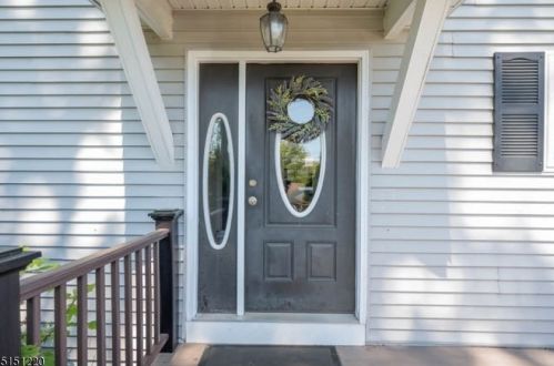 90 Bertrand Rd, Mount Arlington, NJ 07856-1423
