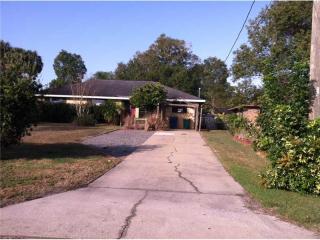 1027 Park Ave, Tavares FL  32778-2347 exterior