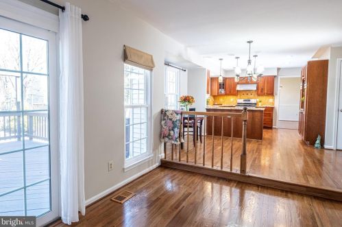 206 Wingate Pl, Leesburg VA 20175-2531 exterior