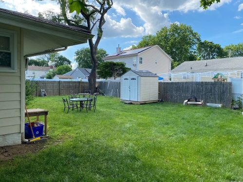 39 Frederick Ave, Roosevelt NY  11575-2315 exterior