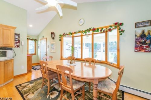 40 Jacobus Ave, Little Falls NJ  07424-2305 exterior