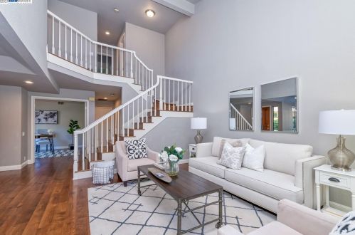 44 Rainbow Cir, Danville, CA 94506-4428
