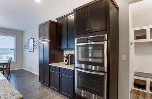 735 Meadow Ridge Way, Marysville OH  43040-8119 exterior