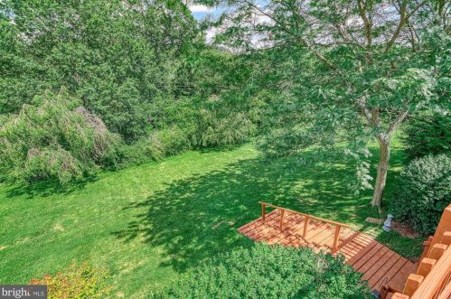 1015 Country Club Rd, Camp Hill PA  17011-1049 exterior