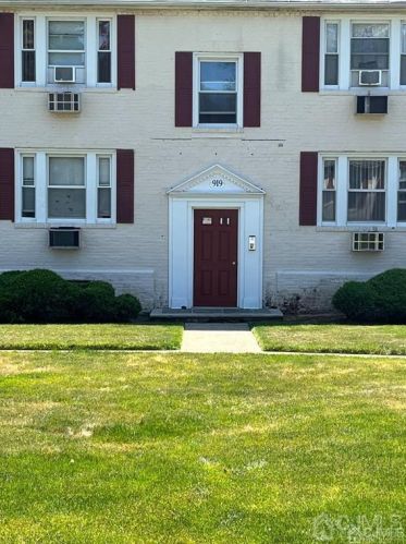 919 Front St, Plainfield NJ  07063-1107 exterior