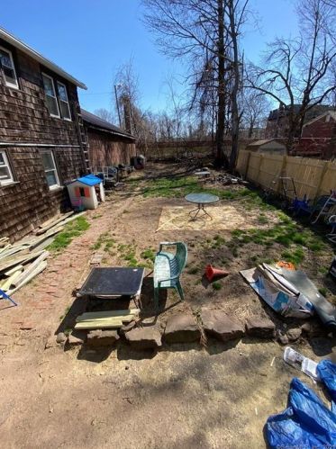 19 Portland St, Middletown CT  06457-2209 exterior