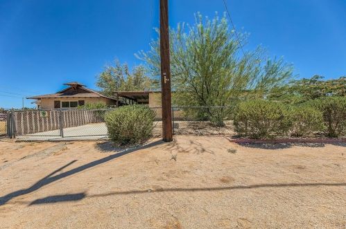5214 Avenue, Lancaster, CA