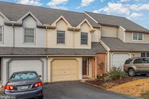 1956 Deer Path Rd, Harrisburg, PA 17110-3422