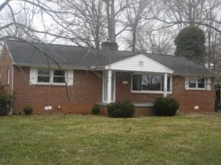 2308 Blakemore Dr, Kingsport, TN 37664-3304