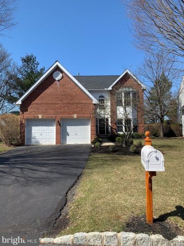 133 Inverrary Dr, Blue Bell, PA 19422-3253