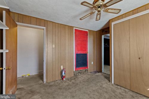 206 Ctr Ave, Dauberville PA  19533-8665 exterior