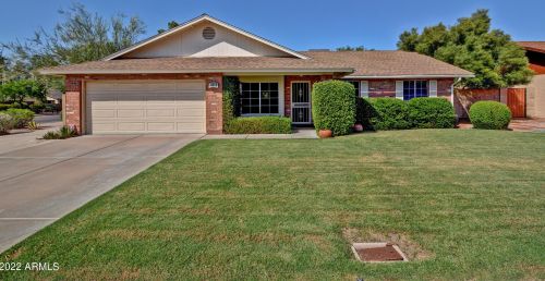 4808 Encanto St, Mesa, AZ 85205-5318