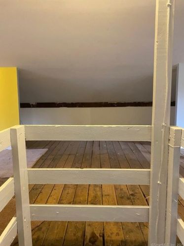 1 Hotchkiss St, Kensington CT  06037-2167 exterior