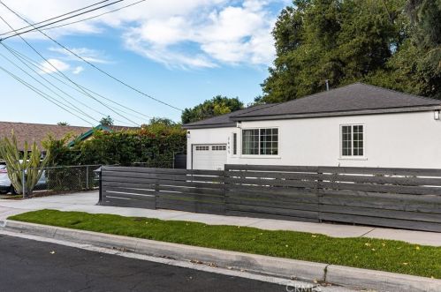 2485 Grandeur Ave, Altadena CA  91001-5548 exterior