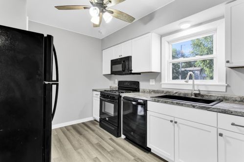 2621 Clough Ave, Hammond IN  46322-1904 exterior