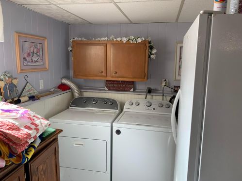 1381 Plantation Dr, Marion OH 43302-7027 exterior