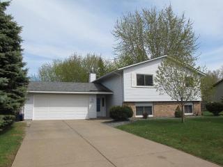 11932 Oregon Ave, Champlin MN  55316-2221 exterior