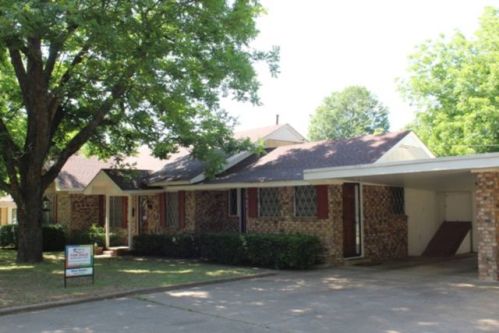 1007 Jackson St, Boss, OK 74745-5813