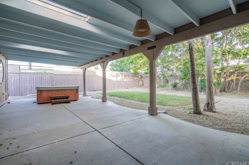 2018 Lingard St, Lancaster CA 93536-1405 exterior