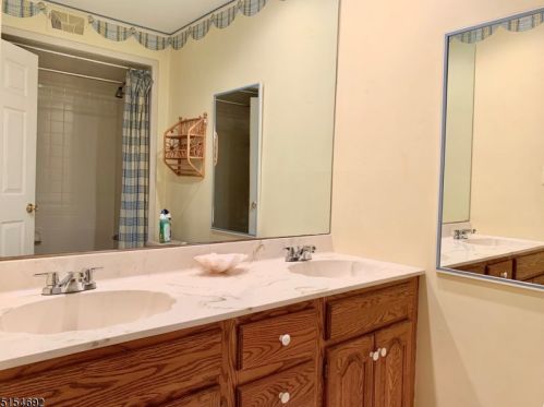 97 Bald Eagle Rd, Hackettstown NJ  07840-2824 exterior