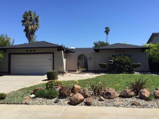 1360 Bluebird Ct, Sunnyvale, CA 94087-3212