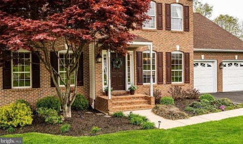 1048 Ryans Run, Boothwyn PA  19060-4411 exterior