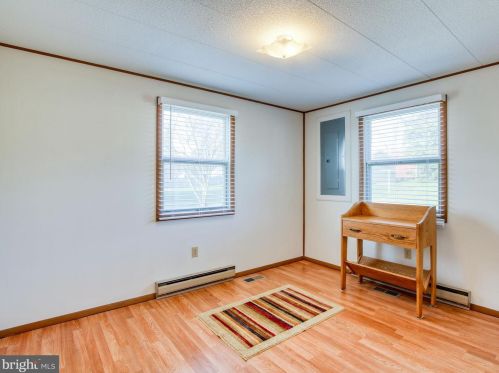 133 Azalea Dr, Charles Town WV  25414-5841 exterior