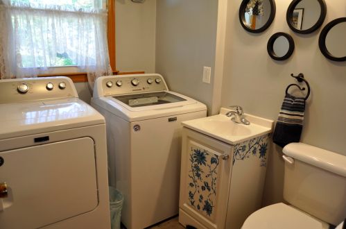 17 Biscayne Pkwy, Nashua NH 03064-1169 exterior