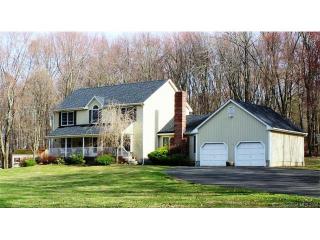 59 Luther Dr, Southbury, CT 06488-2414