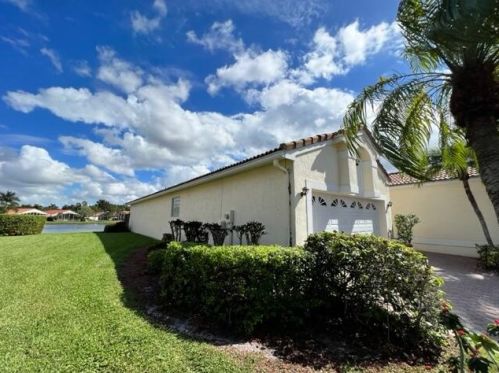 9828 Lemonwood Ct, Boynton Beach, FL 33437-5450