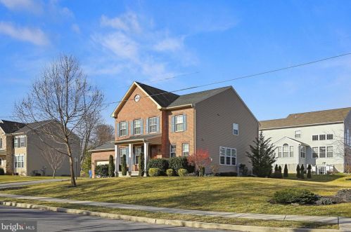 3 Bethpage Dr, Navy Sup Dpt, PA 17050-7009
