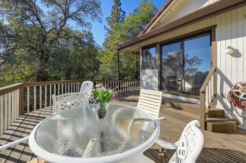 17449 Troy Ct, Grass Valley, CA 95949-7239
