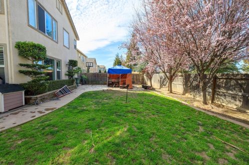1241 Fawn Lily Dr, Grayson CA  95363-9089 exterior