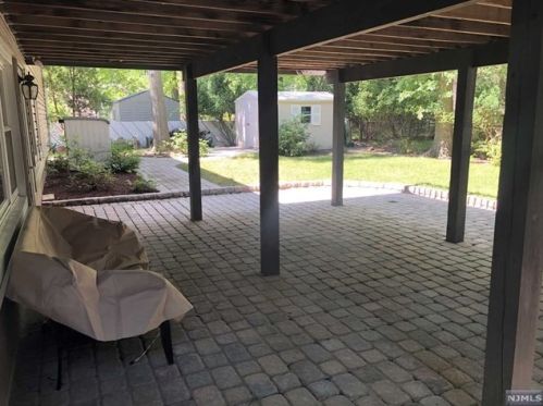 1105 Steuben Ave, N Milford NJ  07646-3264 exterior