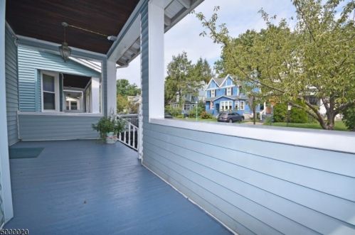 2 Clark St, Glen Ridge, NJ 07028-2206