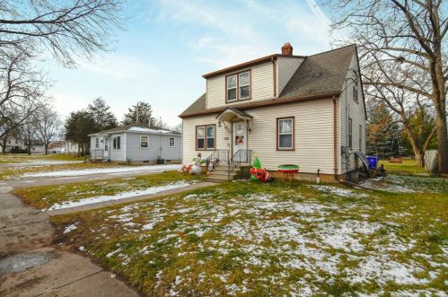 1021 Baird St, Green Bay, WI 54302-1907