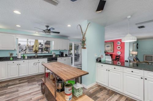 8053 Island Dr, Port Richey FL  34668-6223 exterior