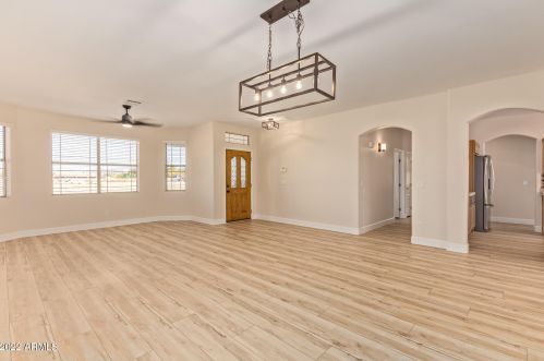 36735 11th Ave, Phoenix AZ  85086-9579 exterior