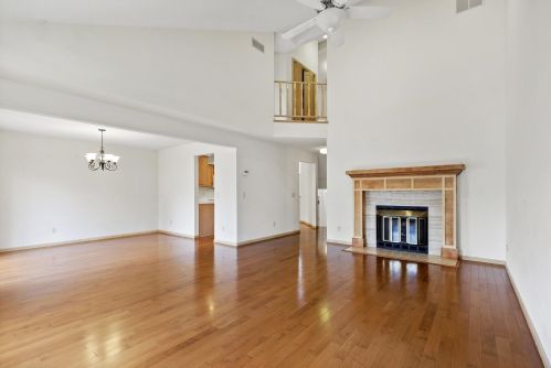 7410 Cahill Rd, Minneapolis, MN 55439-2724