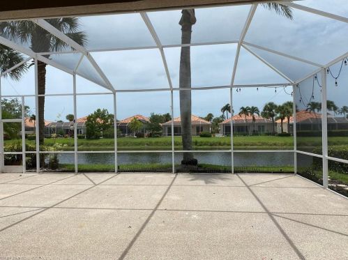 3949 Isla Ciudad Ct, Naples FL  34109-0332 exterior